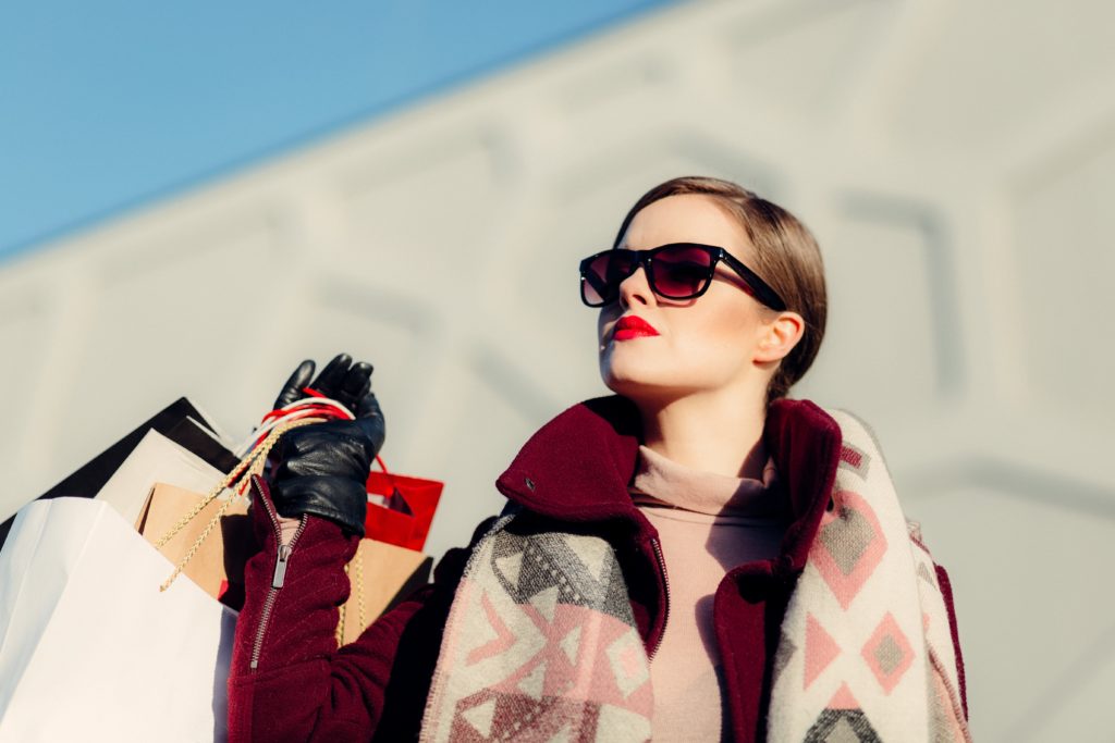 How to Become an Influencer in 2022